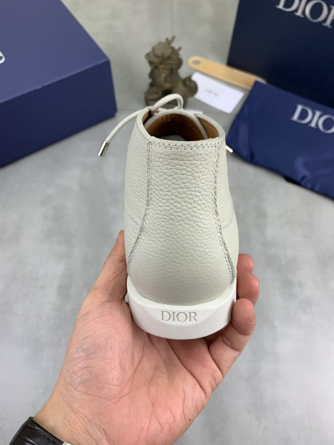 Men's Men's Shoes 💰P580 New Niuli💰High Version 💎💎💎Dior Original! Top Italian purchasing agent! Men's high-top business casual leather shoes, original imported calfskin upper, oiled edges, ultimate texture, gentleman style, imported cowhide lining inside, top-quality original Italian rubber outsole, first-class workmanship, top quality! Size: 39-44 (45 customized)